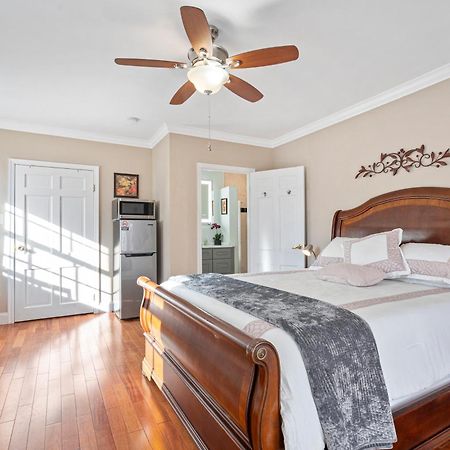 Modern & Comfy Suite Fort Washington Exterior photo